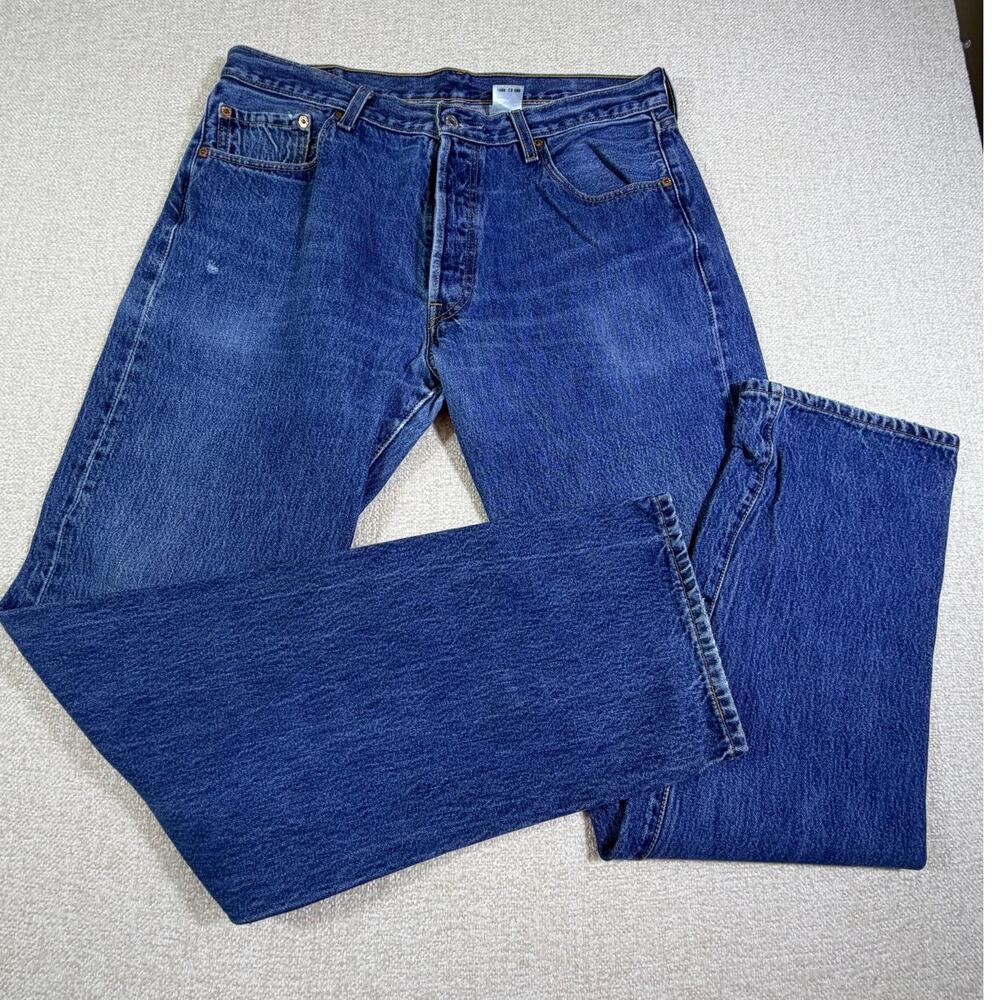 Levi’s 501 Men 36x36 Blue Button Fly Straight Leg 5 Pocket Classic Denim Jeans